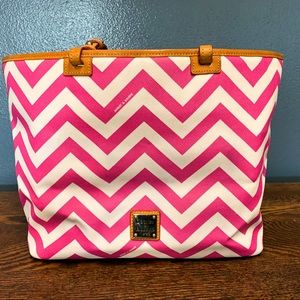 Dooney and Bourke purse